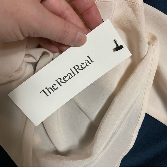 Equipment Femme Silk Button Up Blouse Light Pink Size XS - Picture 7 of 10